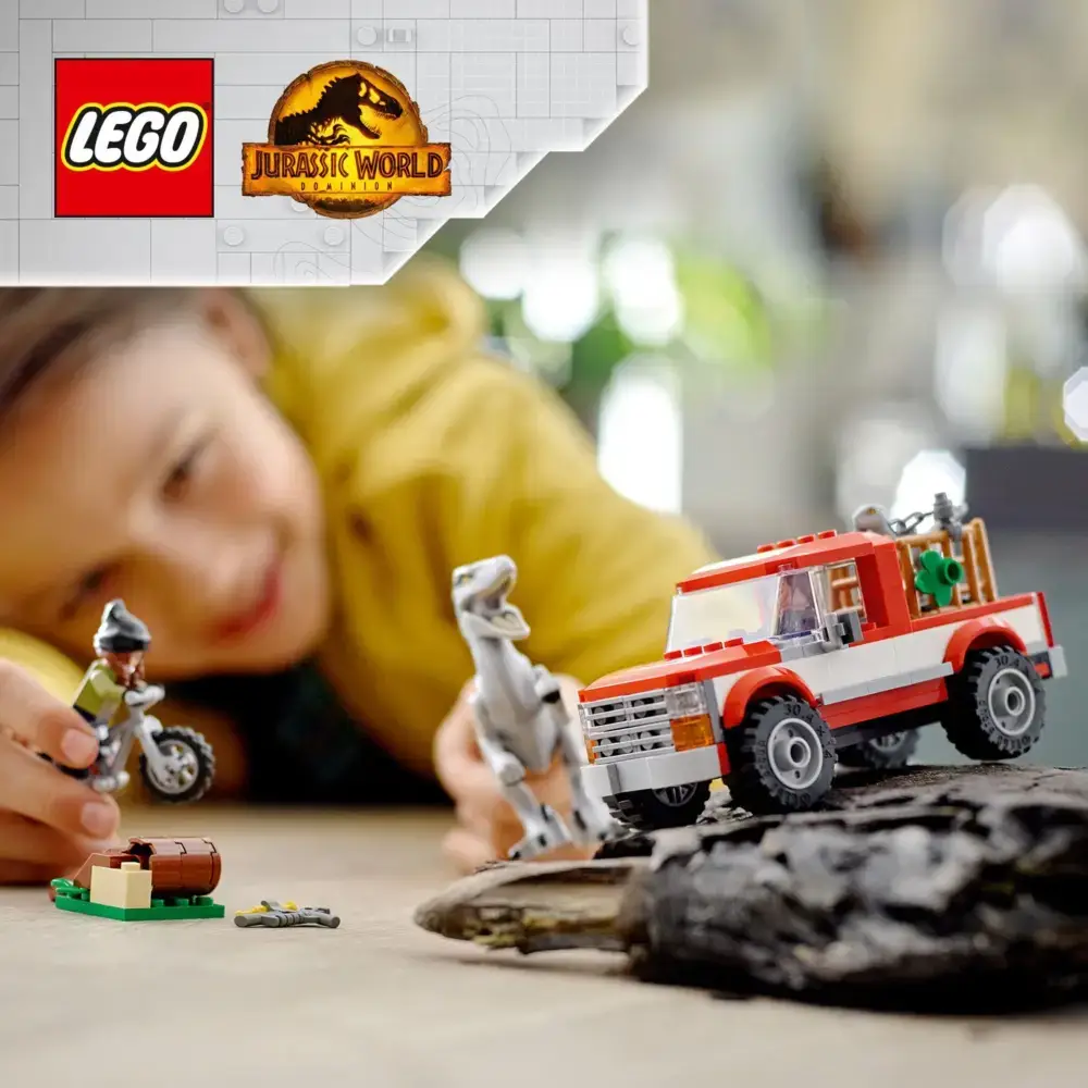 おちゃ　0811 LEGO ® LEGO® Jurassic World™ 76946 Blue & Beta Velociraptor